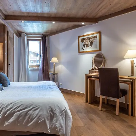 Apartment Luxueux 4 Pieces Avec Alcove, Superbe Sejour, Prestations De Gamme, Au Coeur De - Fr-1-694-167 *